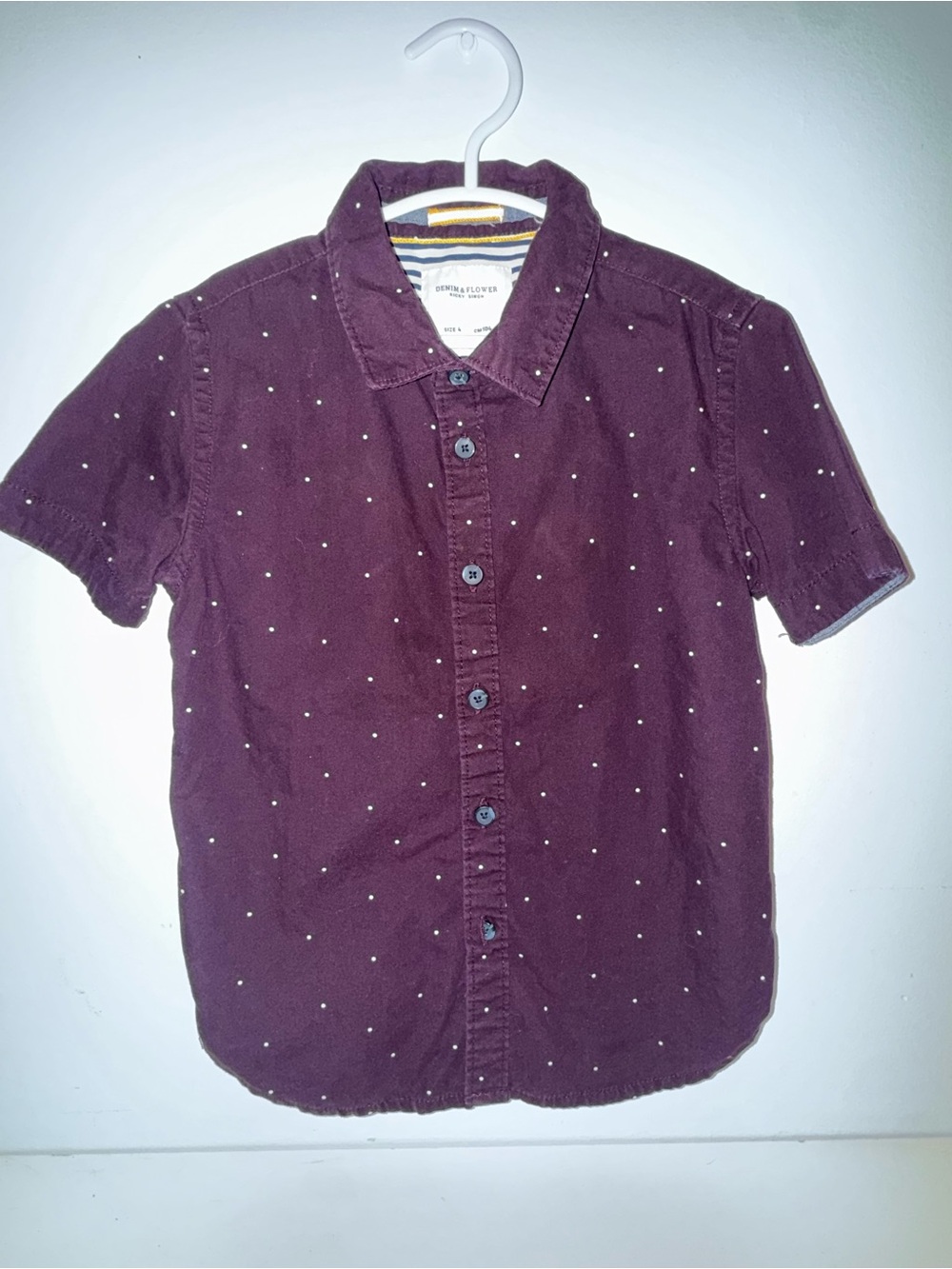 Denim & Flower Short-Sleeve Button-Up in Burgundy with White Dot